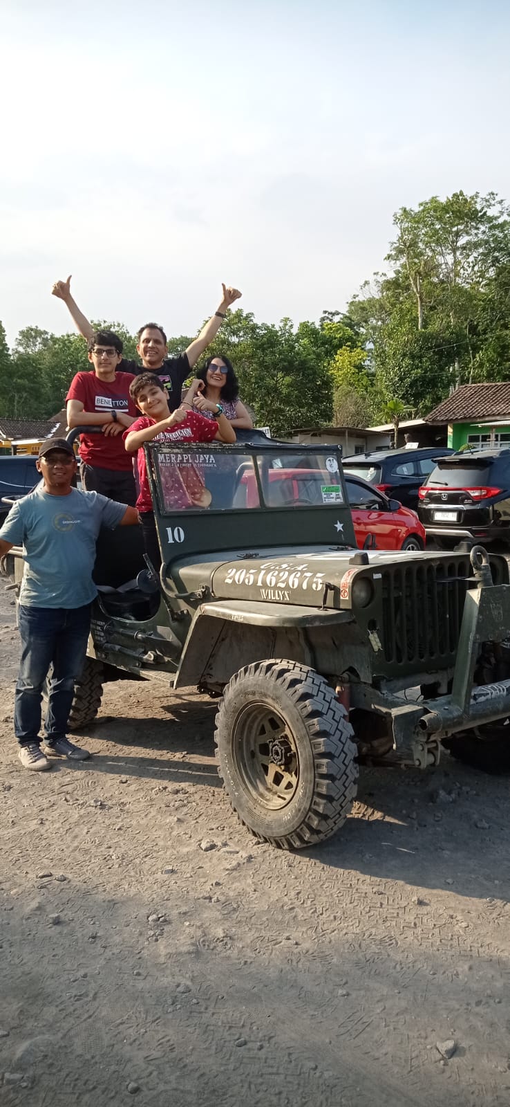 Berwisata ke Lava tour Merapi